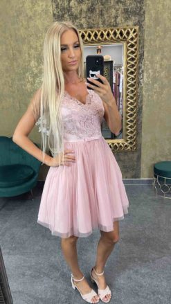 Krátke krajkované šaty s tylovou sukničkou - svetlo ružové