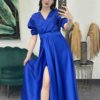Dlhé elegantné dámske šaty s rázporkom - kráľovsky modré